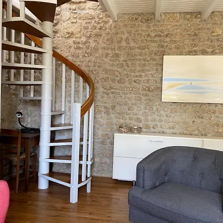 3 étoiles Entre Terre Et Jolie Maison